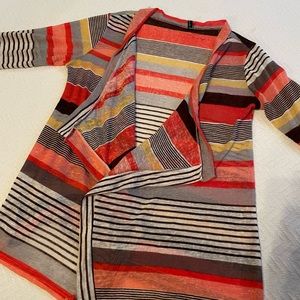 Multi-color 3/4 sleeve cardigan